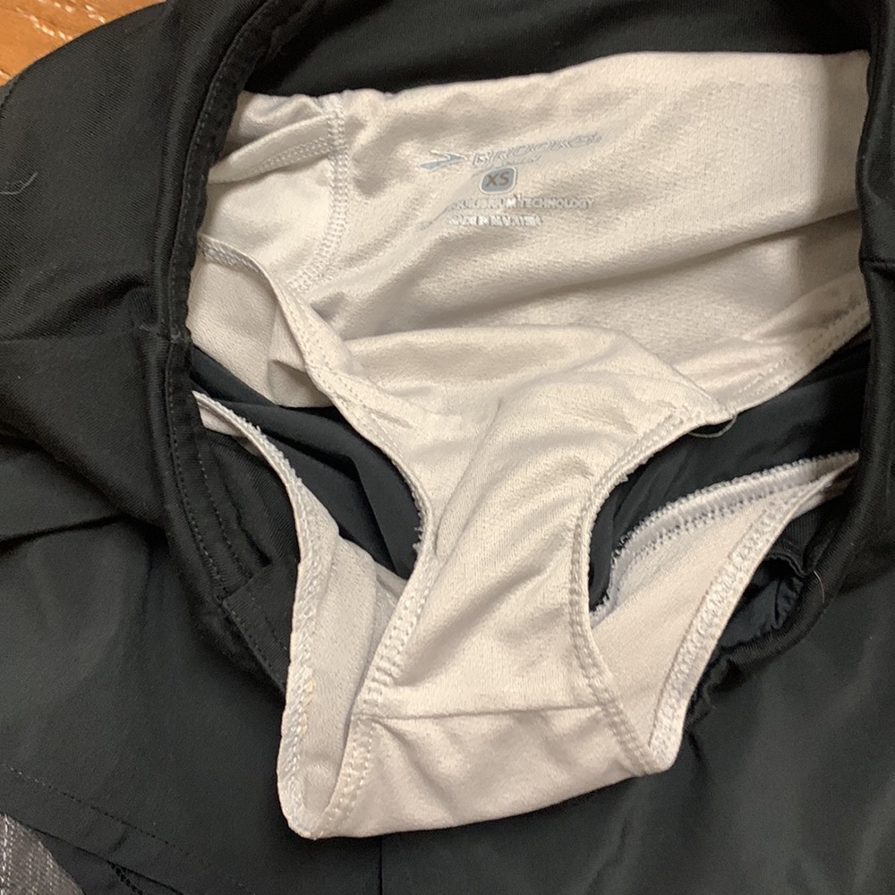 Brooks Shorts - image 6